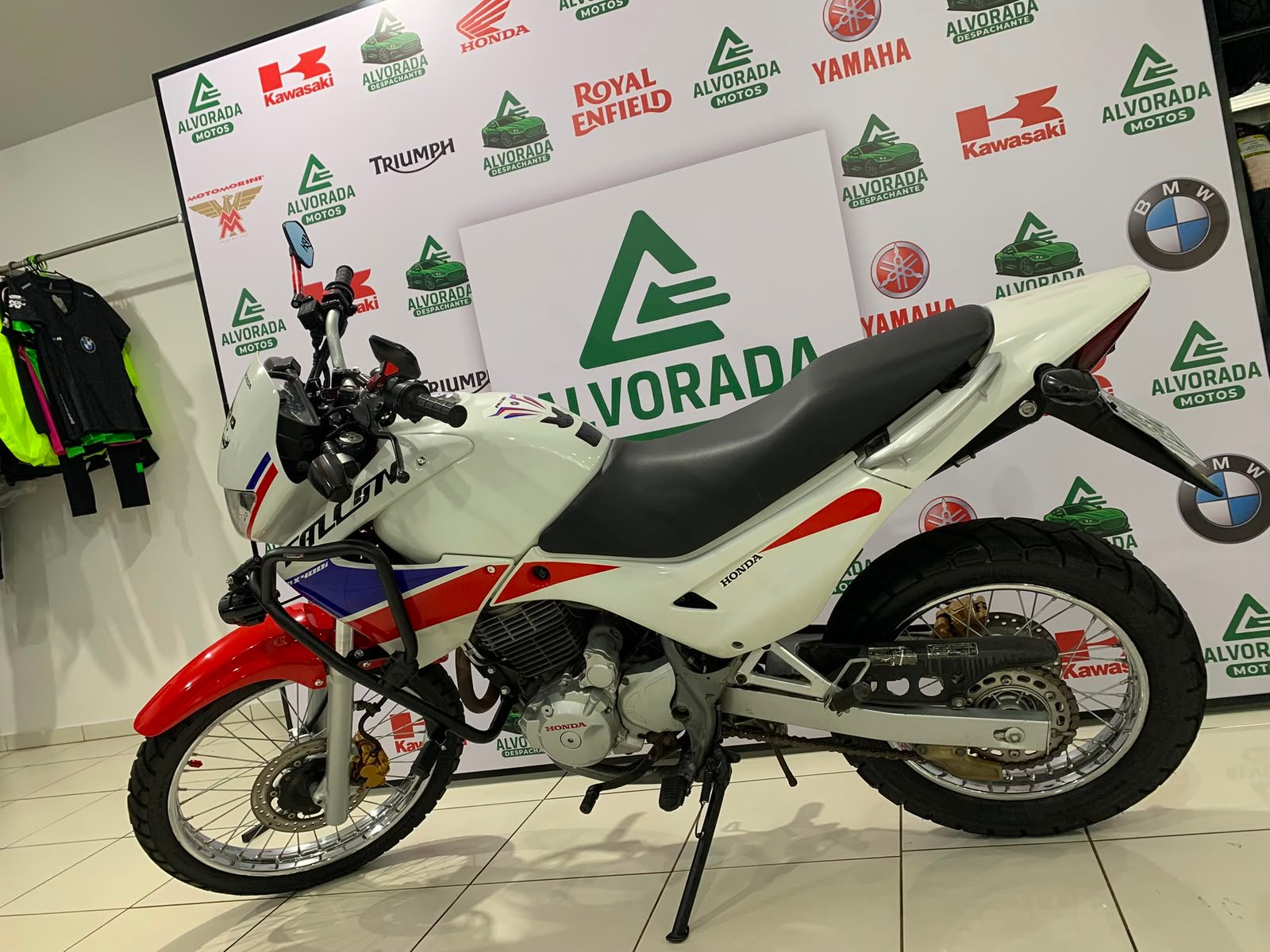 Honda NX-4 — foto 6