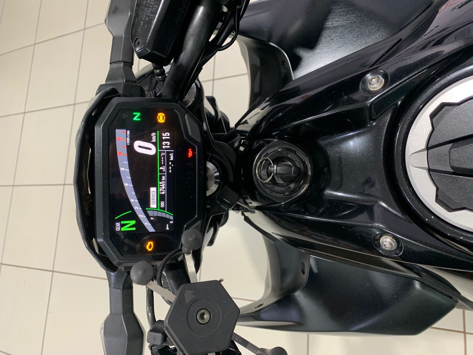 Kawasaki Z650 — foto 8