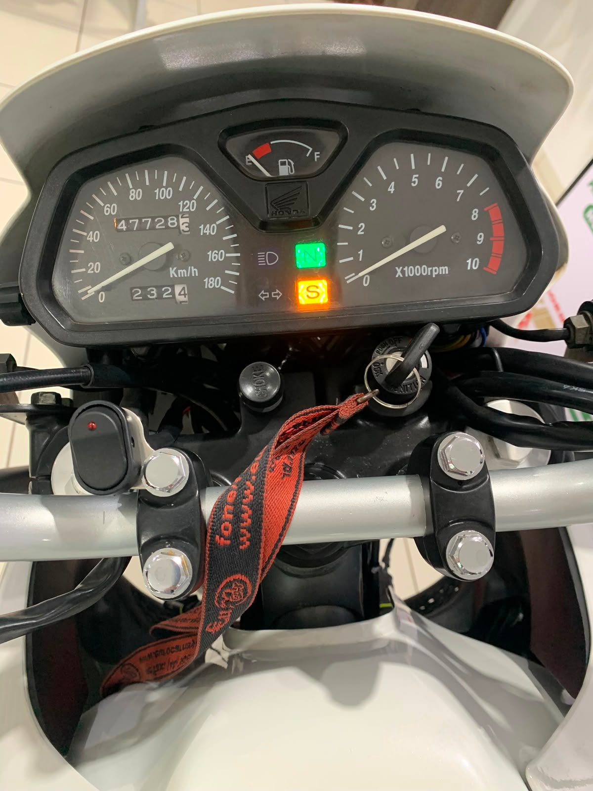 Honda NX-4 — foto 8