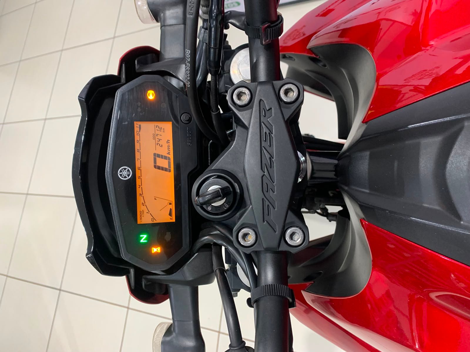 Yamaha FAZER — foto 9