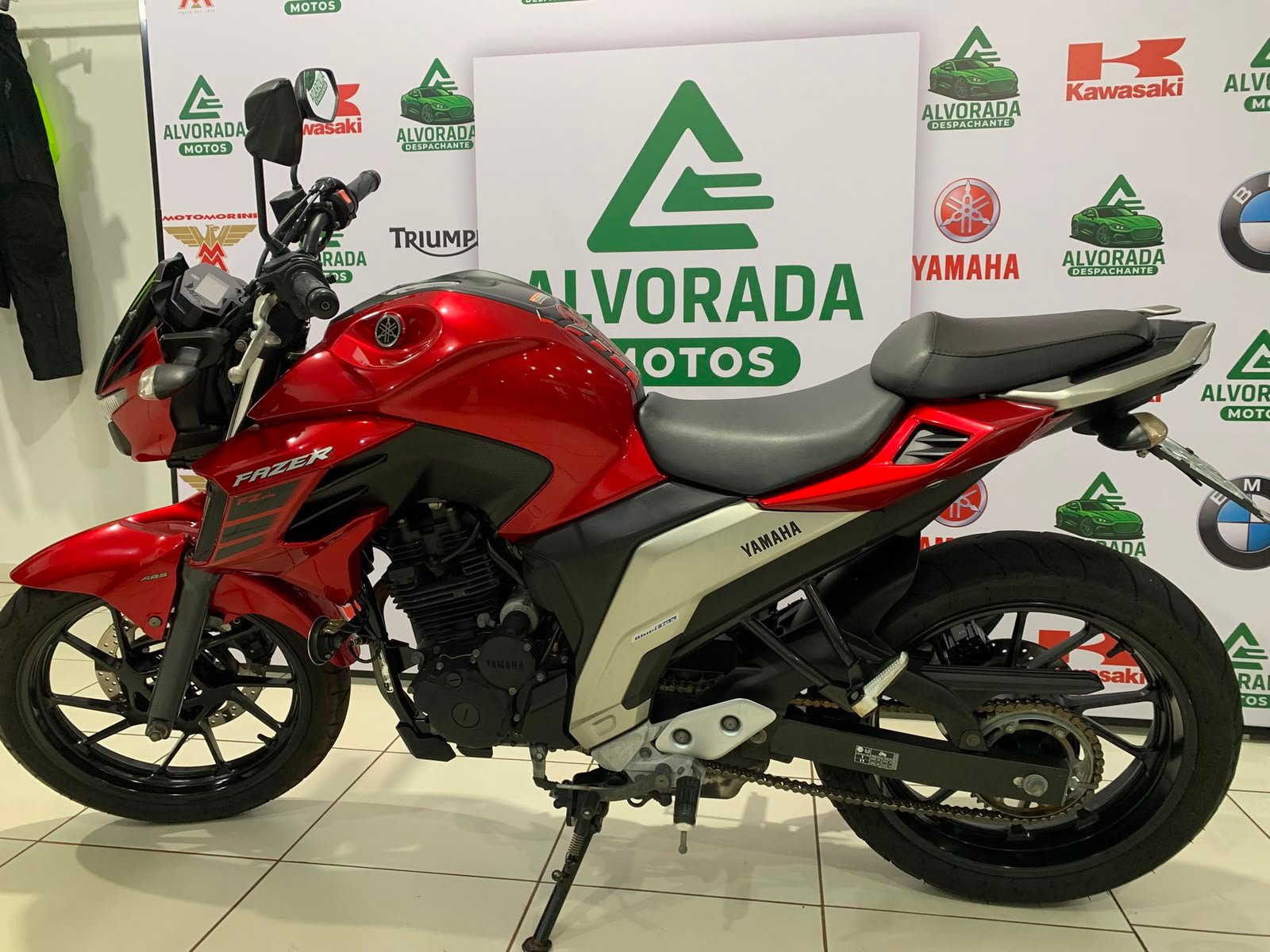 Yamaha FAZER — foto 7