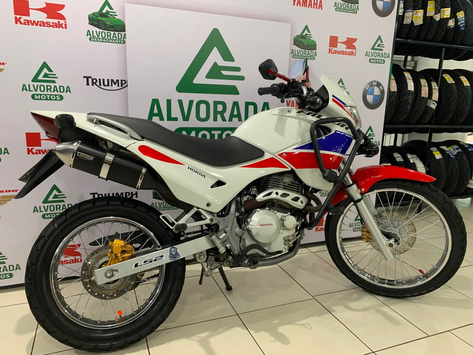 Honda NX-4 — foto 7