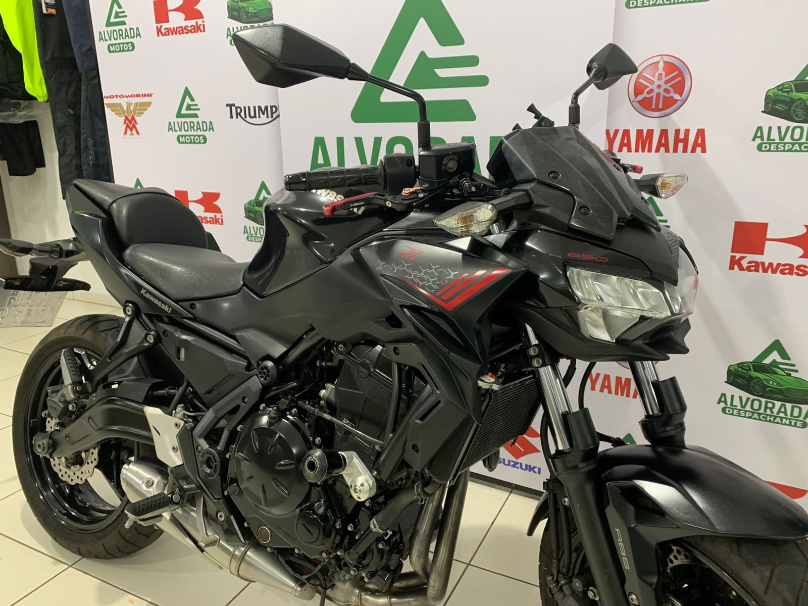 Kawasaki Z650 — foto 2